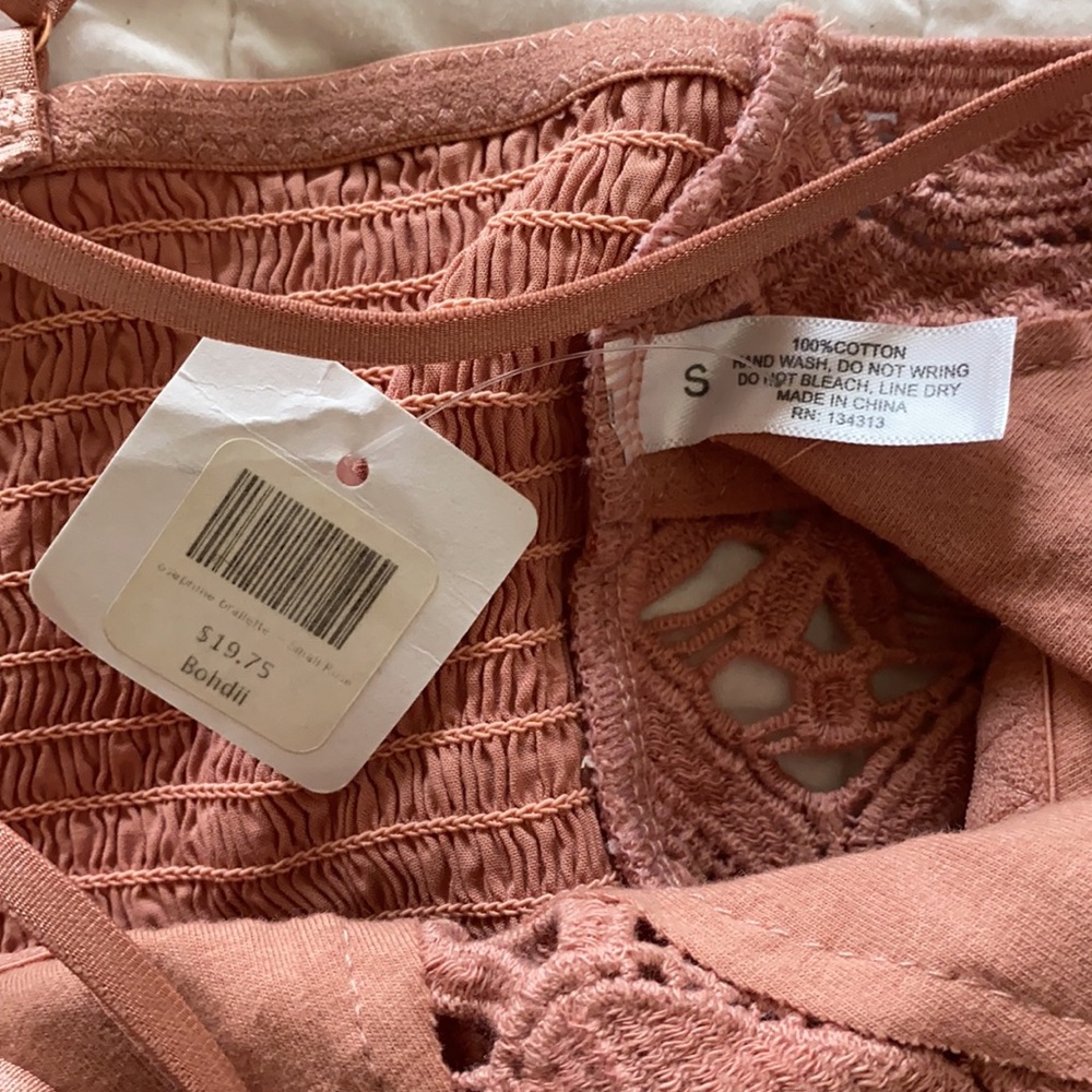 Bohdii Boutique Crochet Bra tank top Mauve size small - Picture 4 of 4